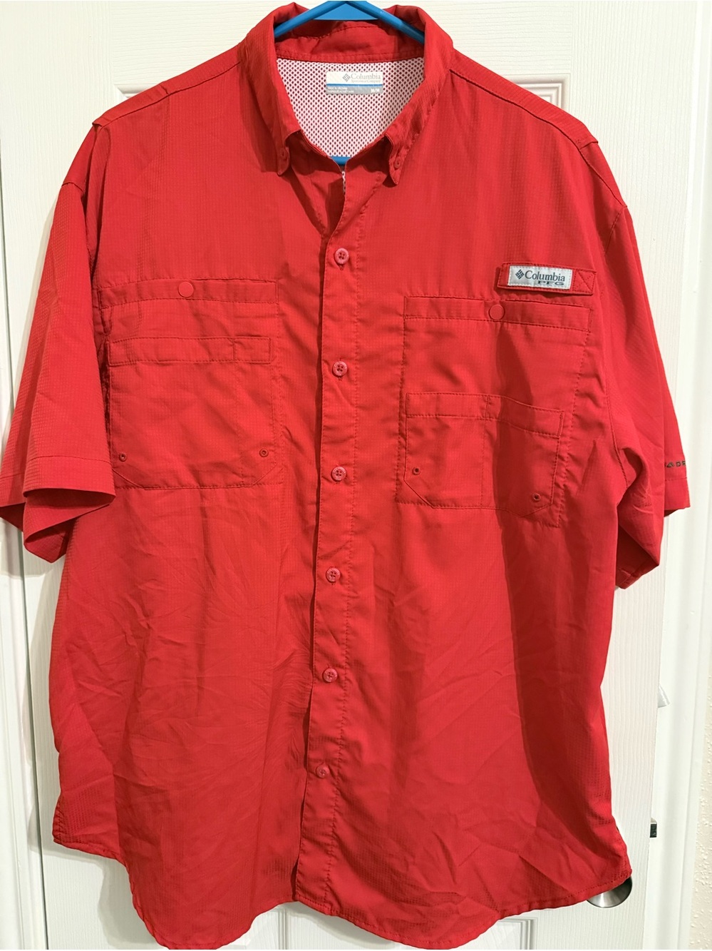 Columbia Men's Red Short-Sleeve Button-Up Shirt Med EUC